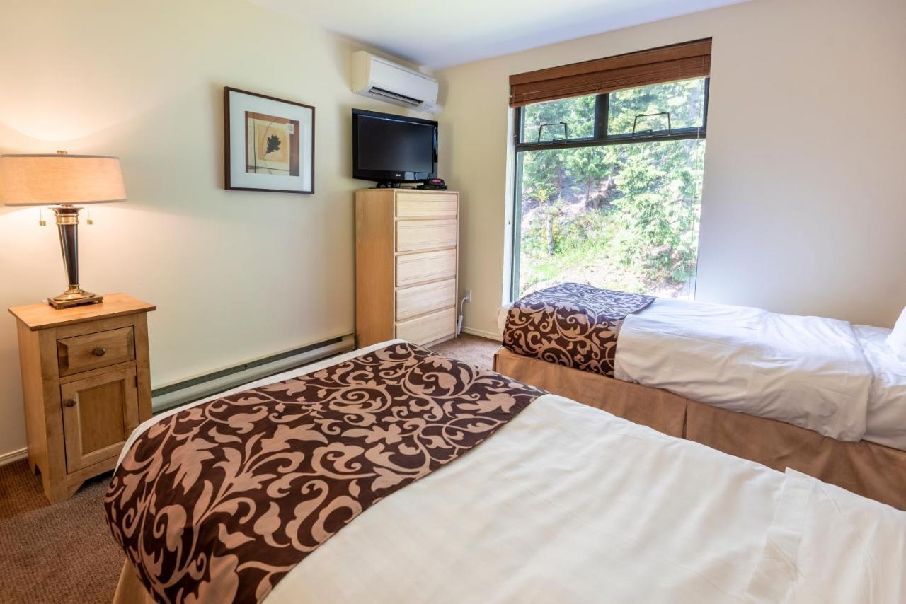 The Ironwood On Blueberry Hill Appartement Whistler Buitenkant foto