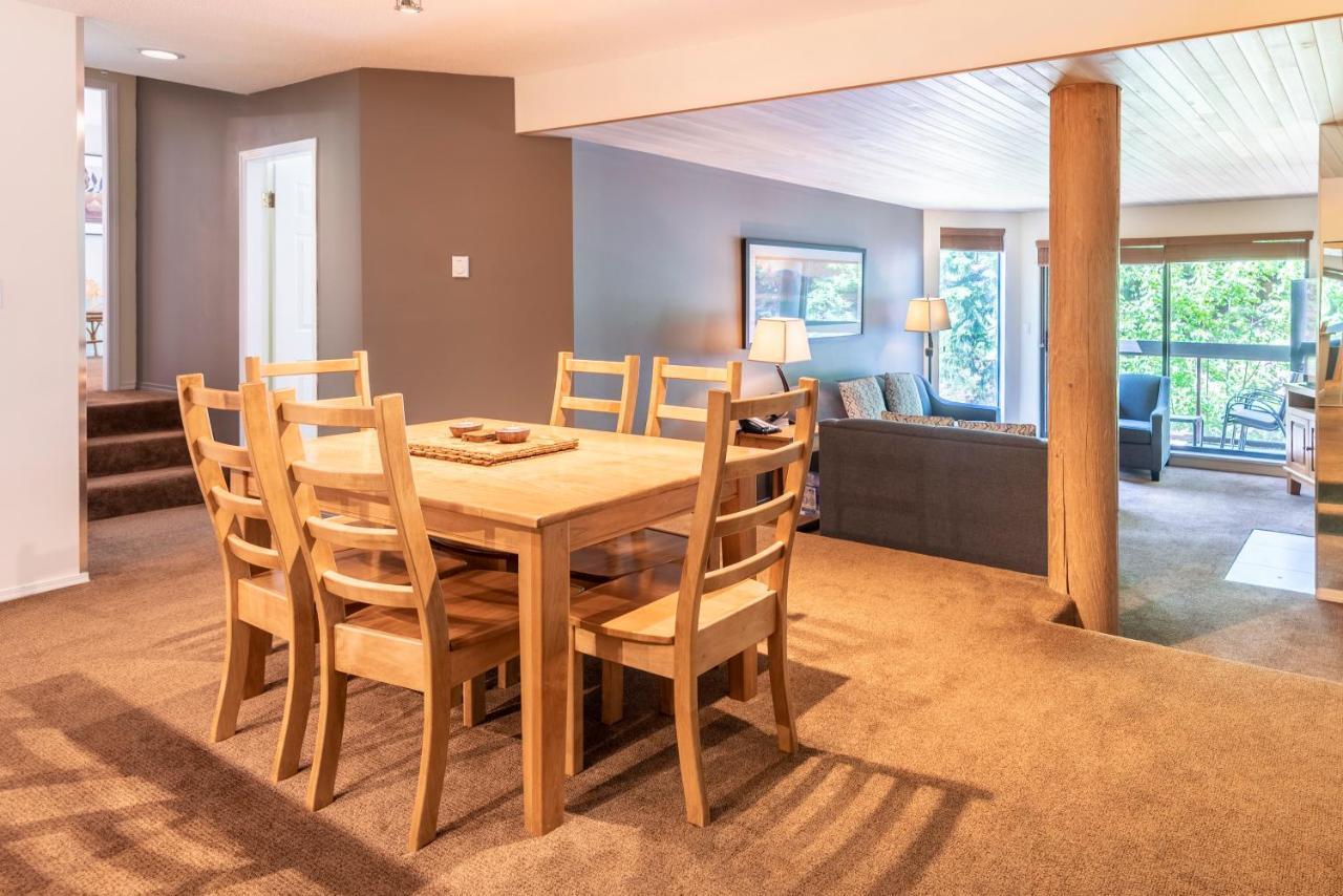 The Ironwood On Blueberry Hill Appartement Whistler Buitenkant foto