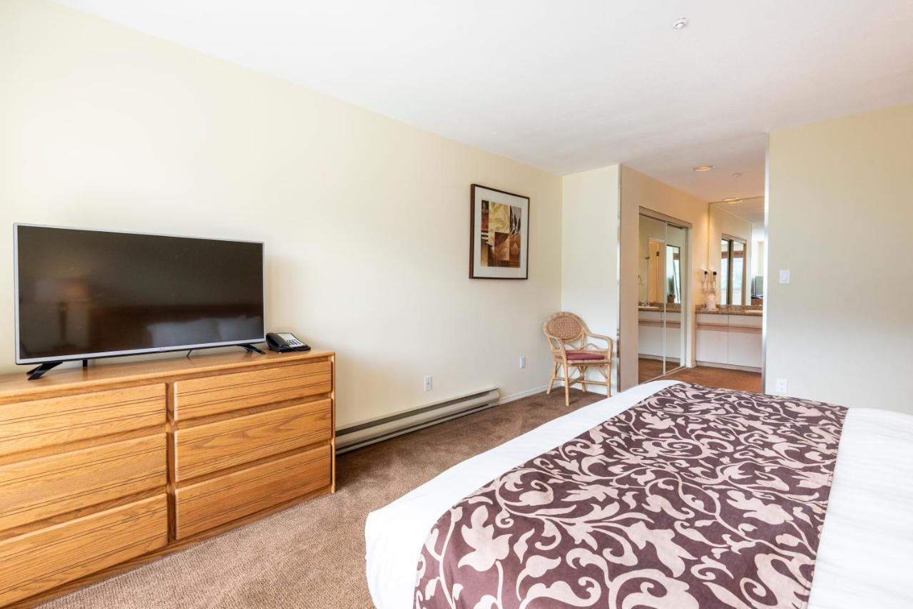 The Ironwood On Blueberry Hill Appartement Whistler Buitenkant foto