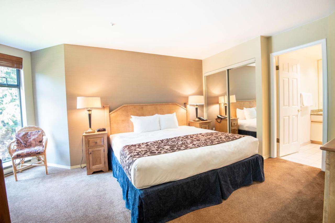 The Ironwood On Blueberry Hill Appartement Whistler Buitenkant foto